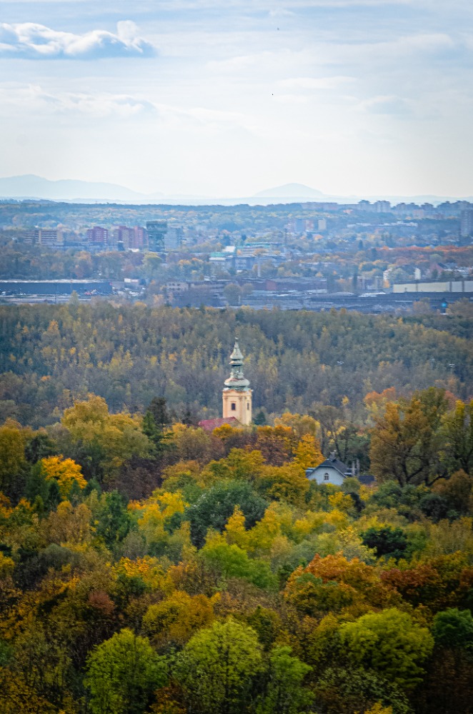Studenti VOŠMET zdolali haldu Ema
